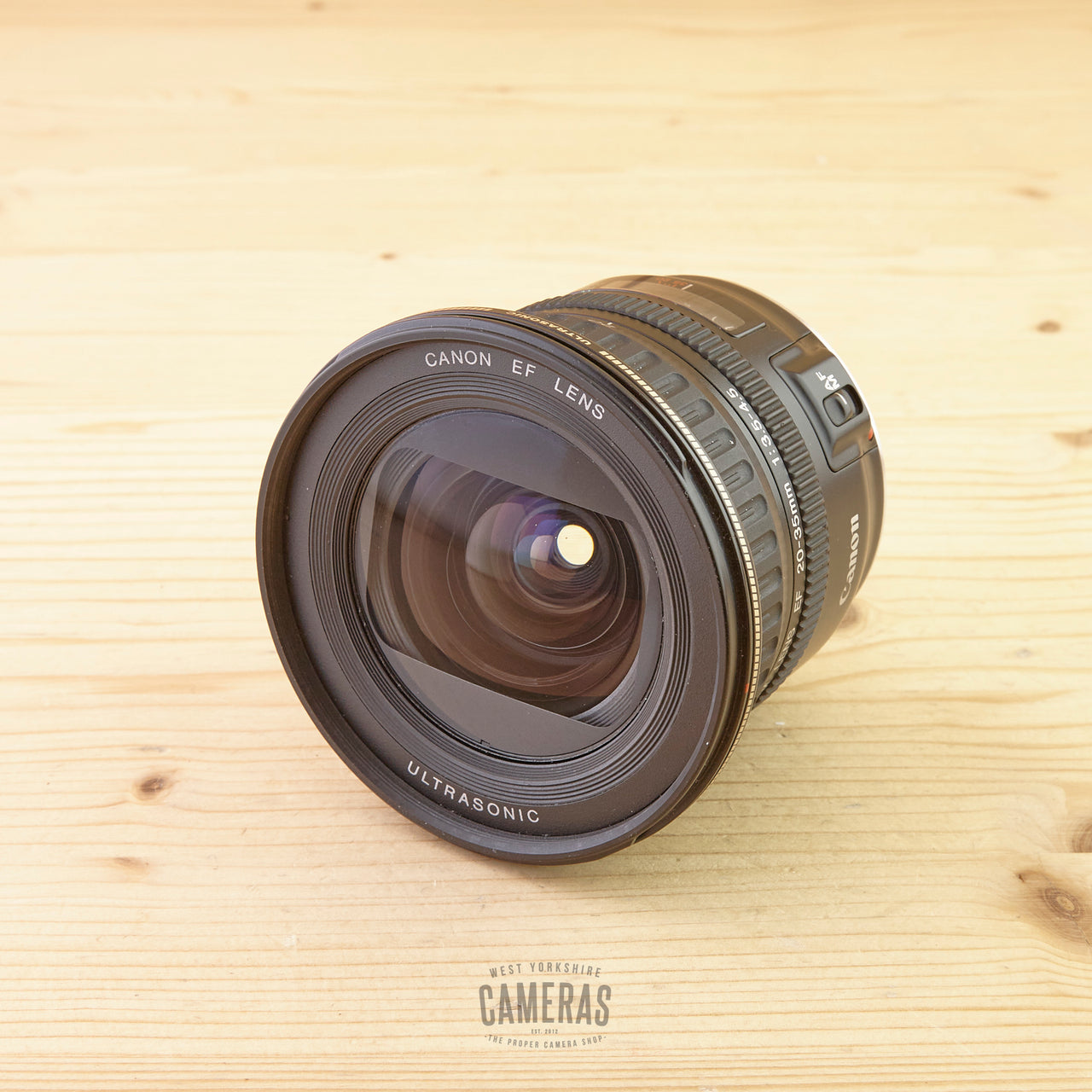Canon EF 20-35mm f/3.5-4.5 Avg