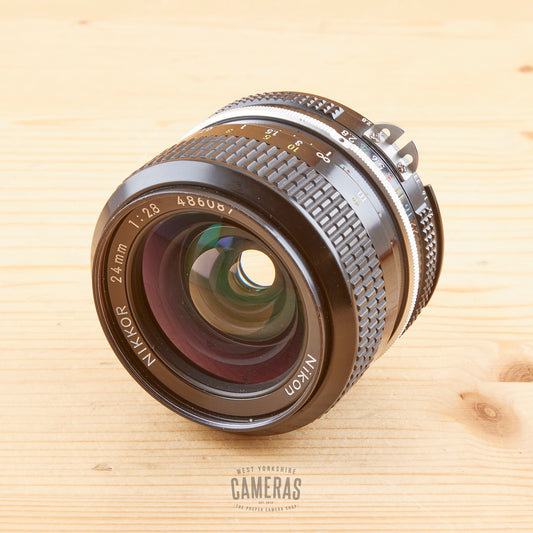 Nikon Ai 24mm f/2.8 Exc