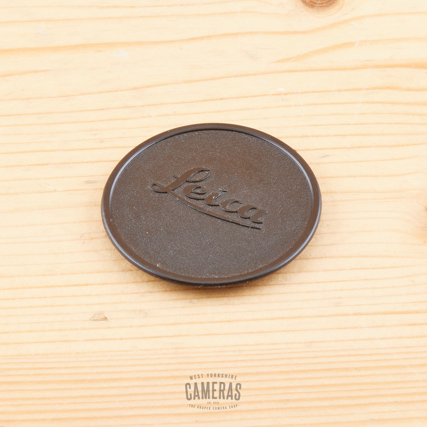 Leica 42mm Push-on Plastic Cap Exc