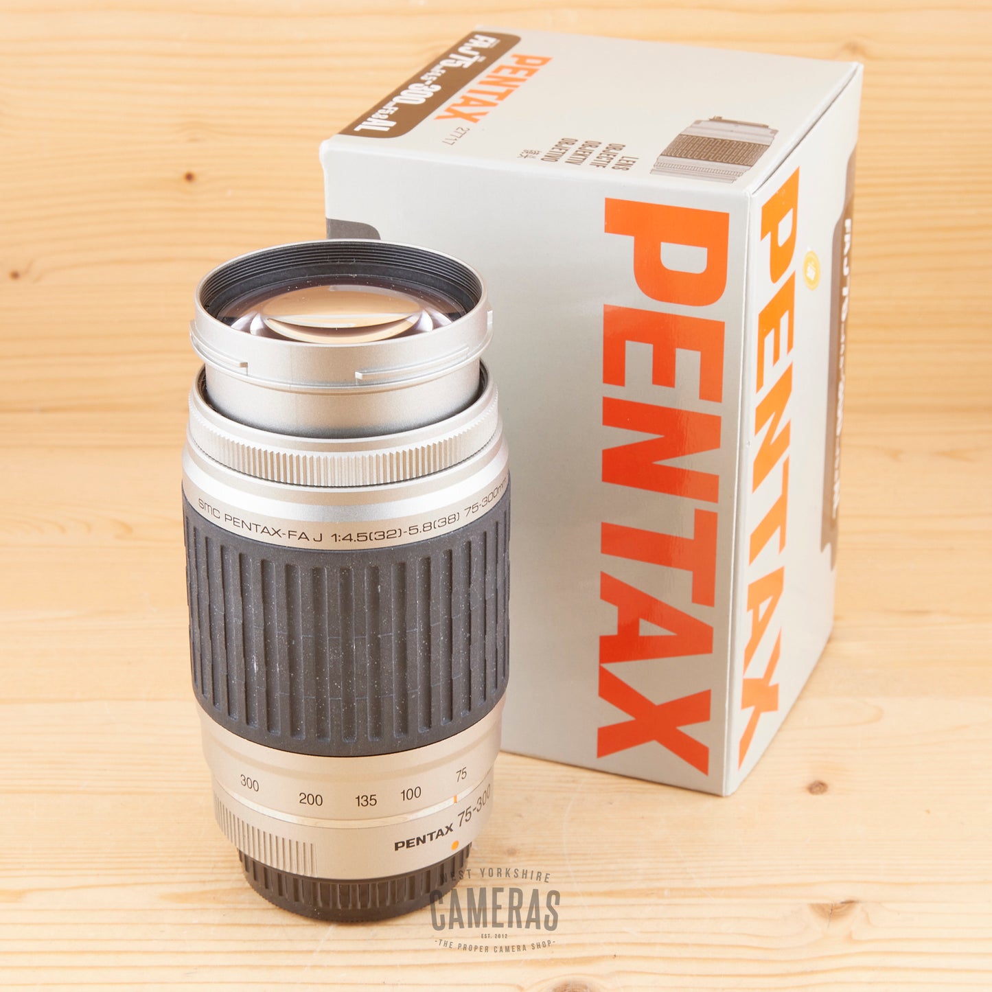 Pentax AF J 75-300mm f/4.5-5.8 AL Silver Avg Boxed