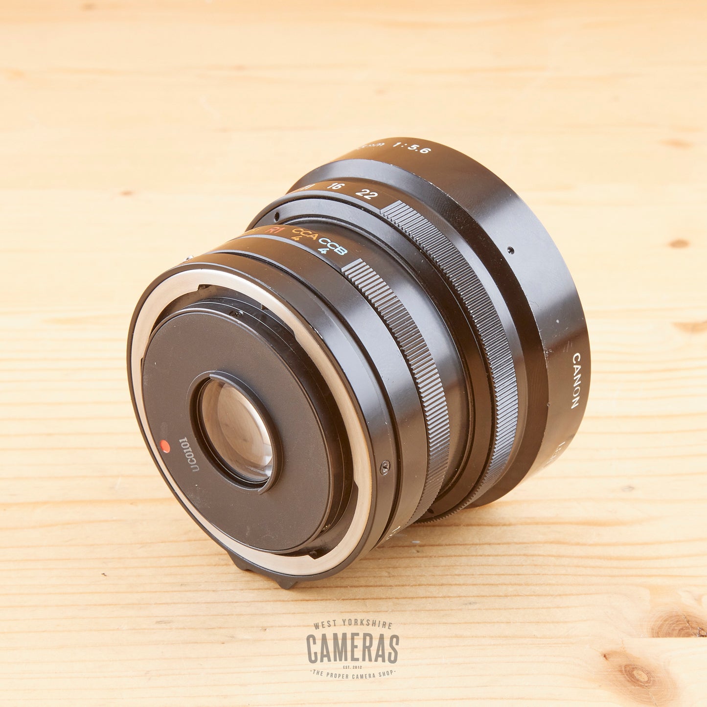 Canon FD 7.5mm f/5.6 Fish Eye Avg