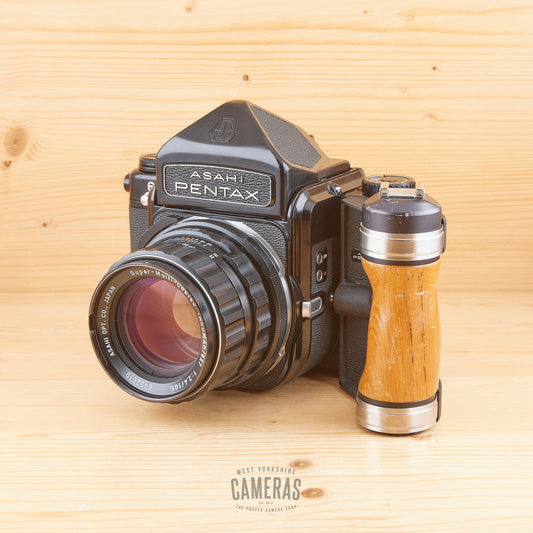 Pentax 6x7 Non-MLU Plain Prism w/ 105mm f/2.5 and Wooden Grip Exc