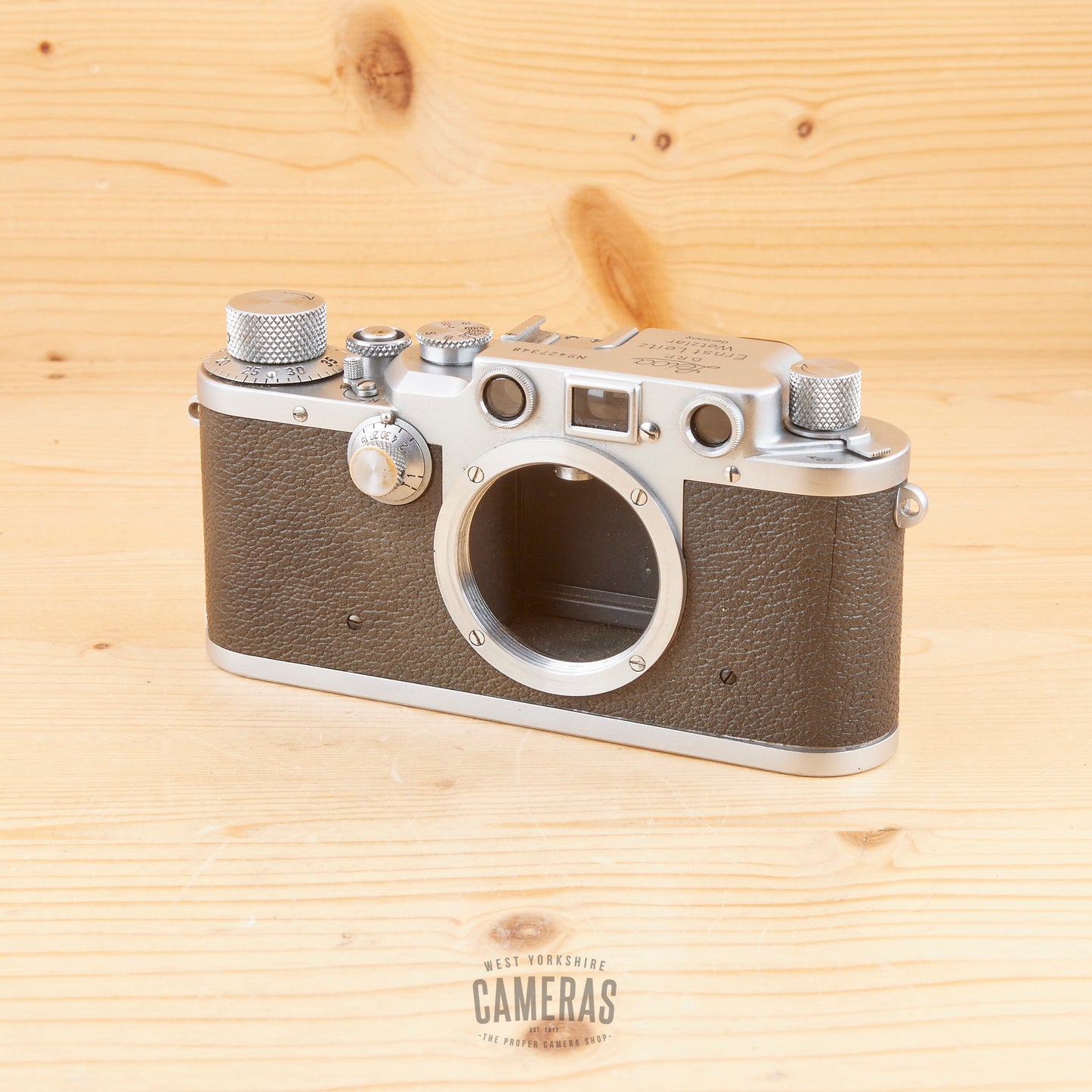 Leica IIIc Body Ugly in Case