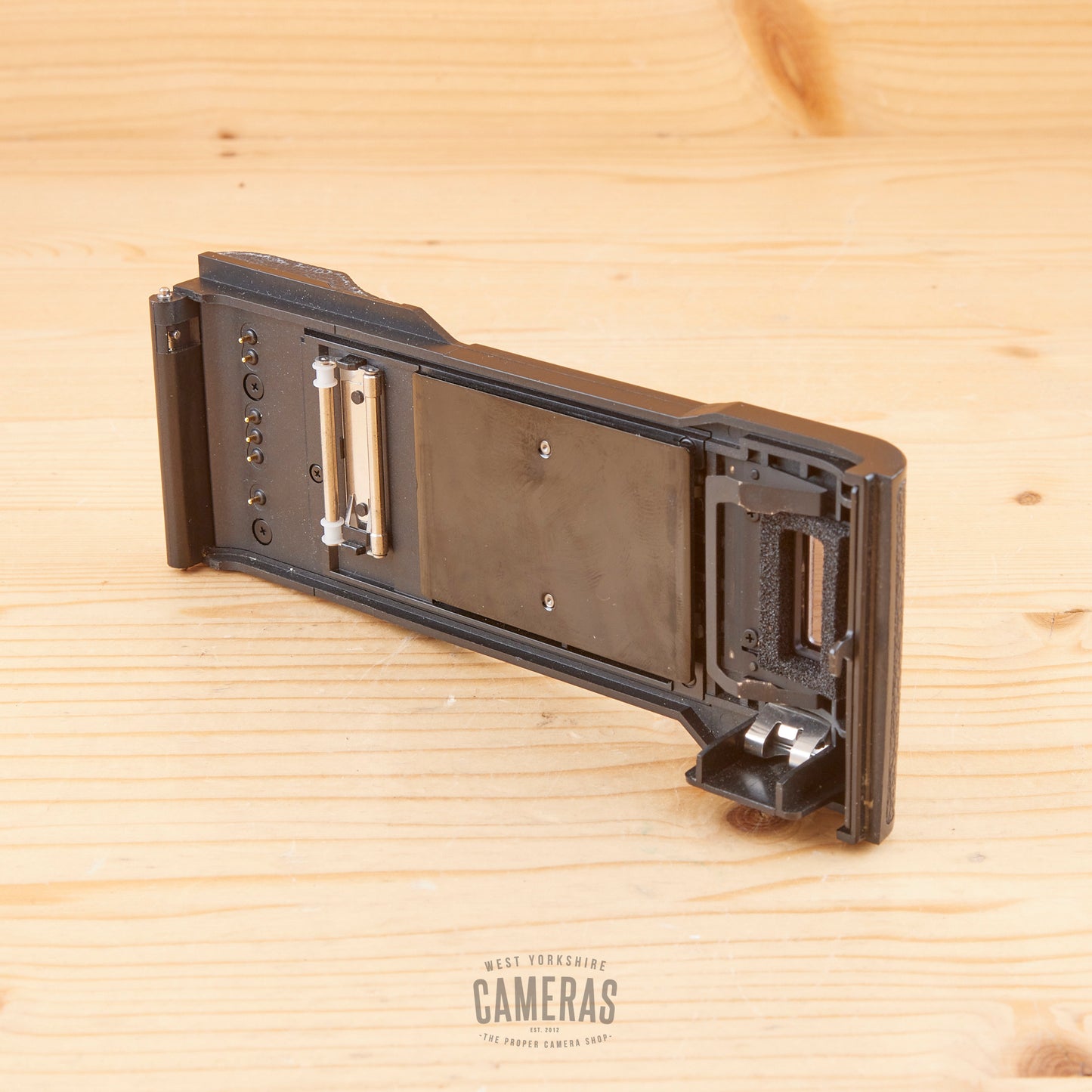 Canon EOS 1 Back Door Avg