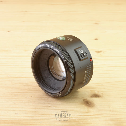 Canon EF 50mm f/1.8 II Exc
