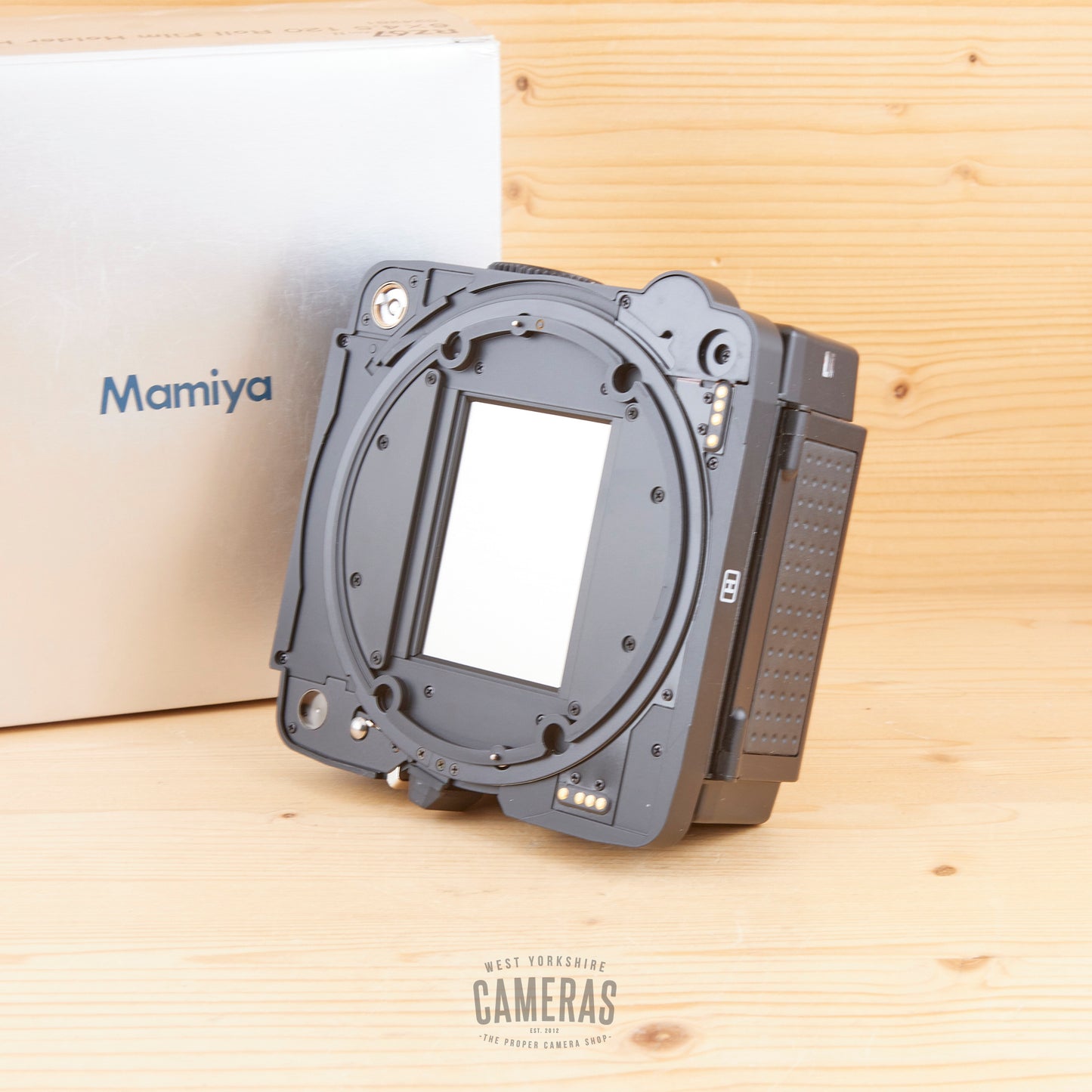 Mamiya RZ67 Pro II 6x4.5 120 Roll Film Holder HA704 w/ Mask Mint- Boxed